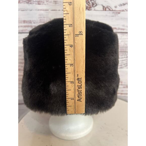 Ushanka faux fur hat black - Picture 10 of 12
